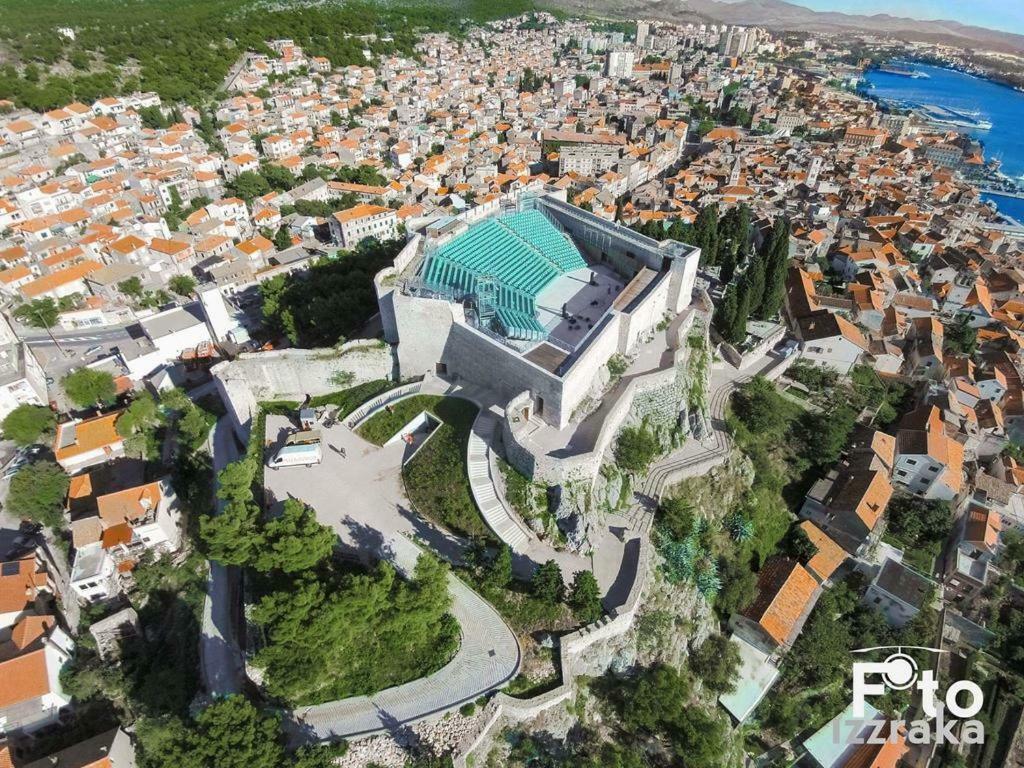Apartment Bruno Šibenik Exteriör bild